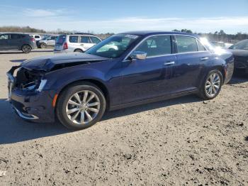  Salvage Chrysler 300