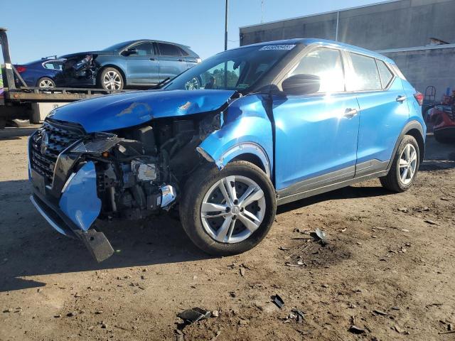  Salvage Nissan Kicks