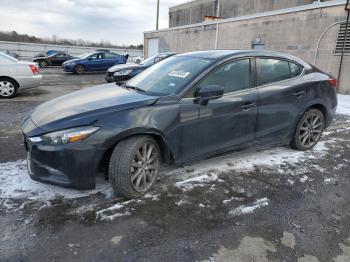  Salvage Mazda 3