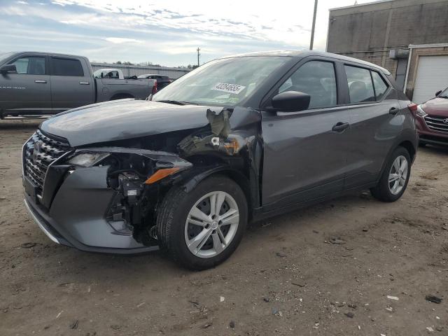  Salvage Nissan Kicks