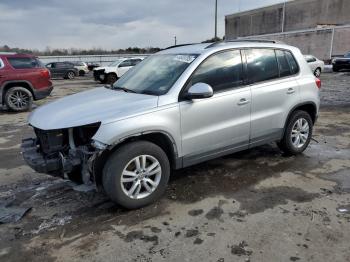  Salvage Volkswagen Tiguan