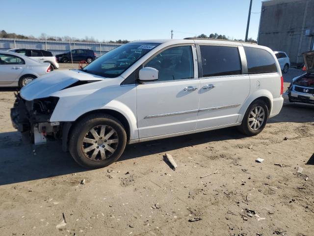  Salvage Chrysler Minivan