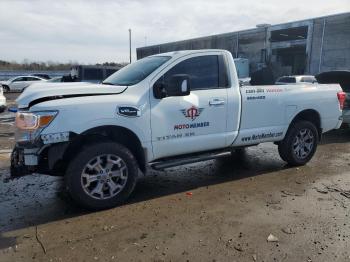  Salvage Nissan Titan