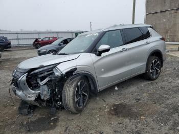  Salvage Mitsubishi Outlander