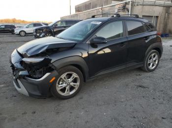  Salvage Hyundai KONA