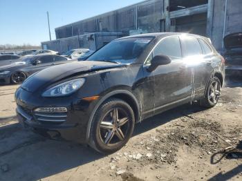  Salvage Porsche Cayenne