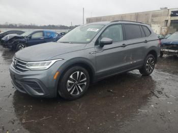  Salvage Volkswagen Tiguan