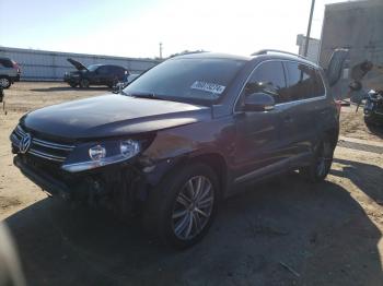  Salvage Volkswagen Tiguan