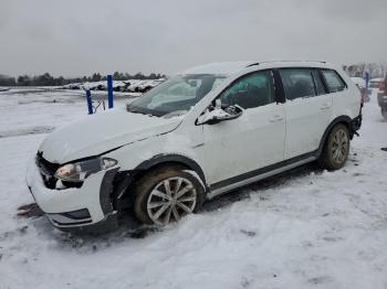  Salvage Volkswagen Golf