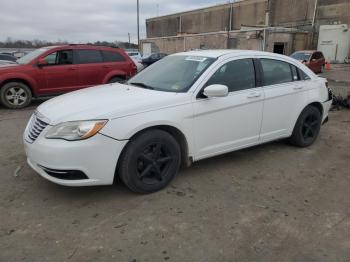  Salvage Chrysler 200