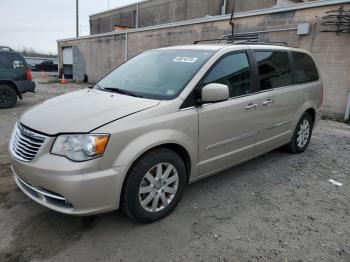  Salvage Chrysler Minivan