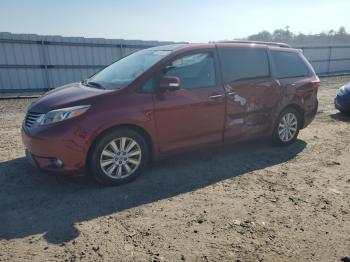  Salvage Toyota Sienna