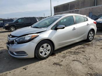  Salvage Kia Forte