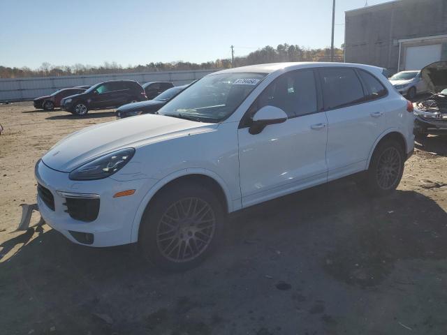  Salvage Porsche Cayenne