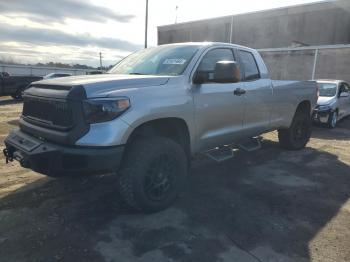  Salvage Toyota Tundra