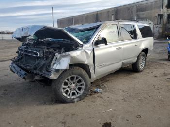  Salvage GMC Yukon