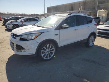  Salvage Ford Escape