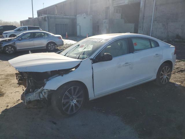  Salvage Volvo S60