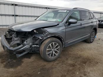  Salvage Volkswagen Tiguan