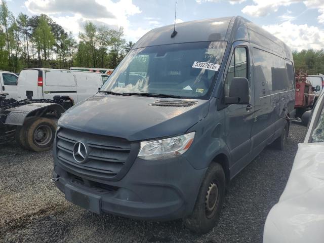  Salvage Mercedes-Benz Sprinter