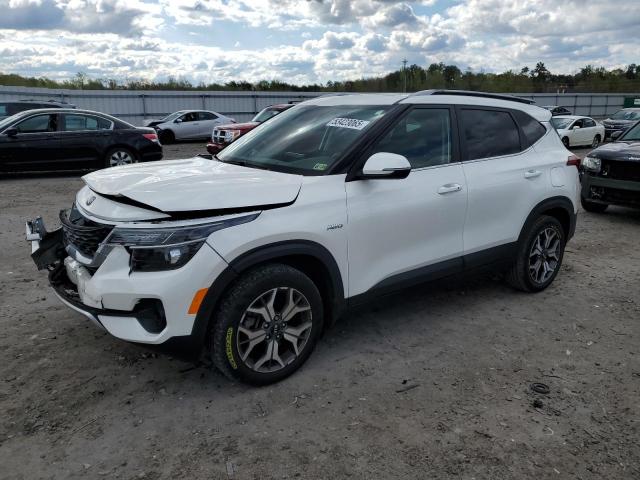  Salvage Kia Seltos