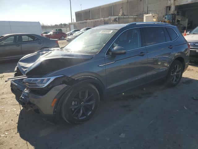  Salvage Volkswagen Tiguan