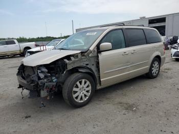  Salvage Chrysler Minivan