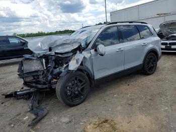  Salvage Kia Telluride