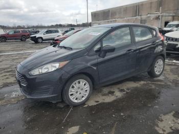  Salvage Ford Fiesta