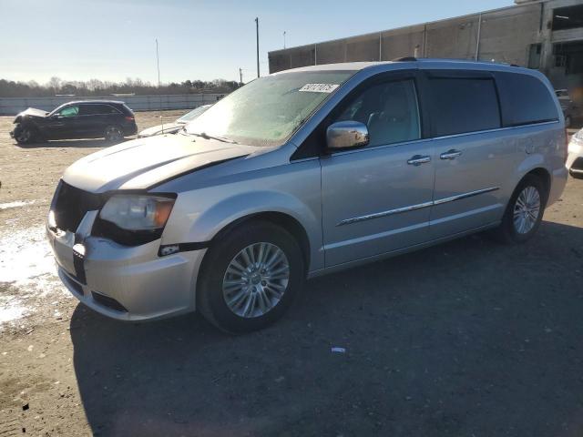  Salvage Chrysler Minivan