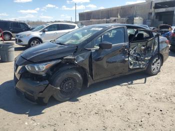  Salvage Nissan Versa