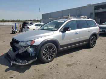  Salvage Volvo XC70