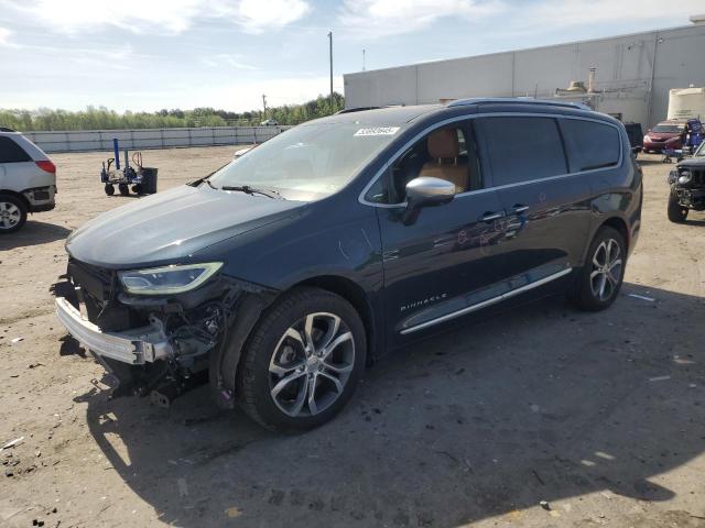  Salvage Chrysler Pacifica