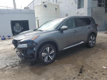 Salvage Nissan Rogue