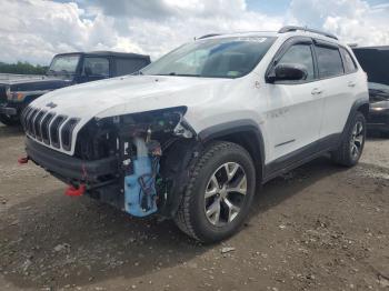 Salvage Jeep Cherokee
