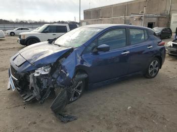  Salvage Nissan LEAF