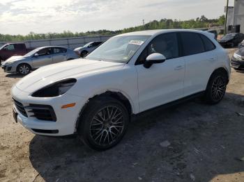  Salvage Porsche Cayenne
