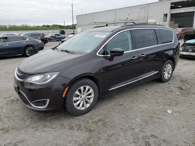  Salvage Chrysler Pacifica