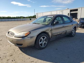  Salvage Ford Taurus