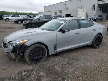 Salvage Kia Stinger
