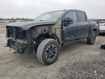  Salvage Nissan Titan