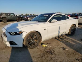  Salvage Ford Mustang