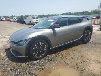  Salvage Kia EV6