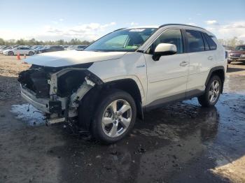  Salvage Toyota RAV4