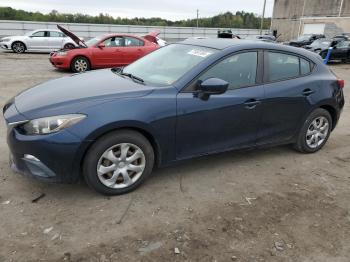 Salvage Mazda 3