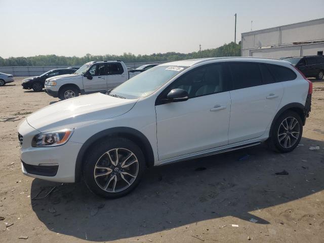  Salvage Volvo V60