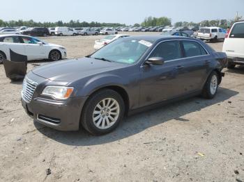  Salvage Chrysler 300