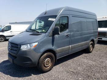 Salvage Mercedes-Benz Sprinter