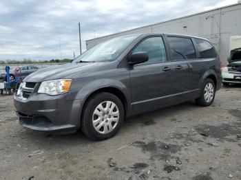  Salvage Dodge Caravan