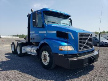  Salvage Volvo Vnm